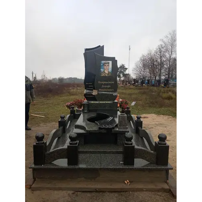 Памʼятник для військових №27